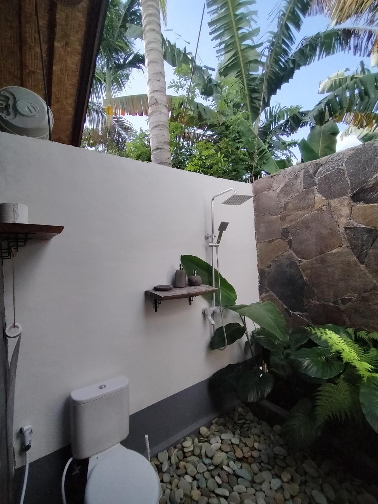The Geckos Homestay Kelimutu Pokój zdjęcie